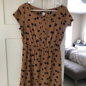 Great dress, wear w/ boots/cardi! Lgth mid thigh.